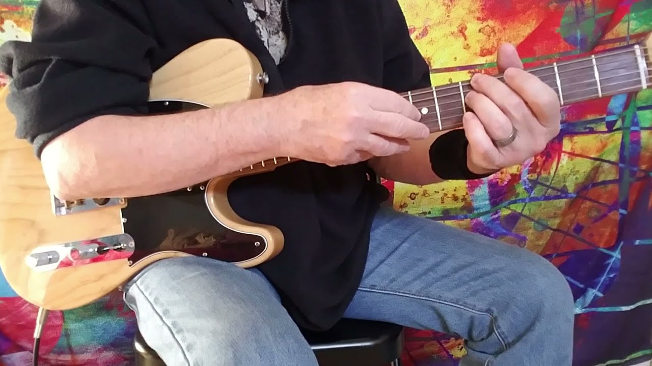 TWO HANDED TAPPING GUITAR LESSON