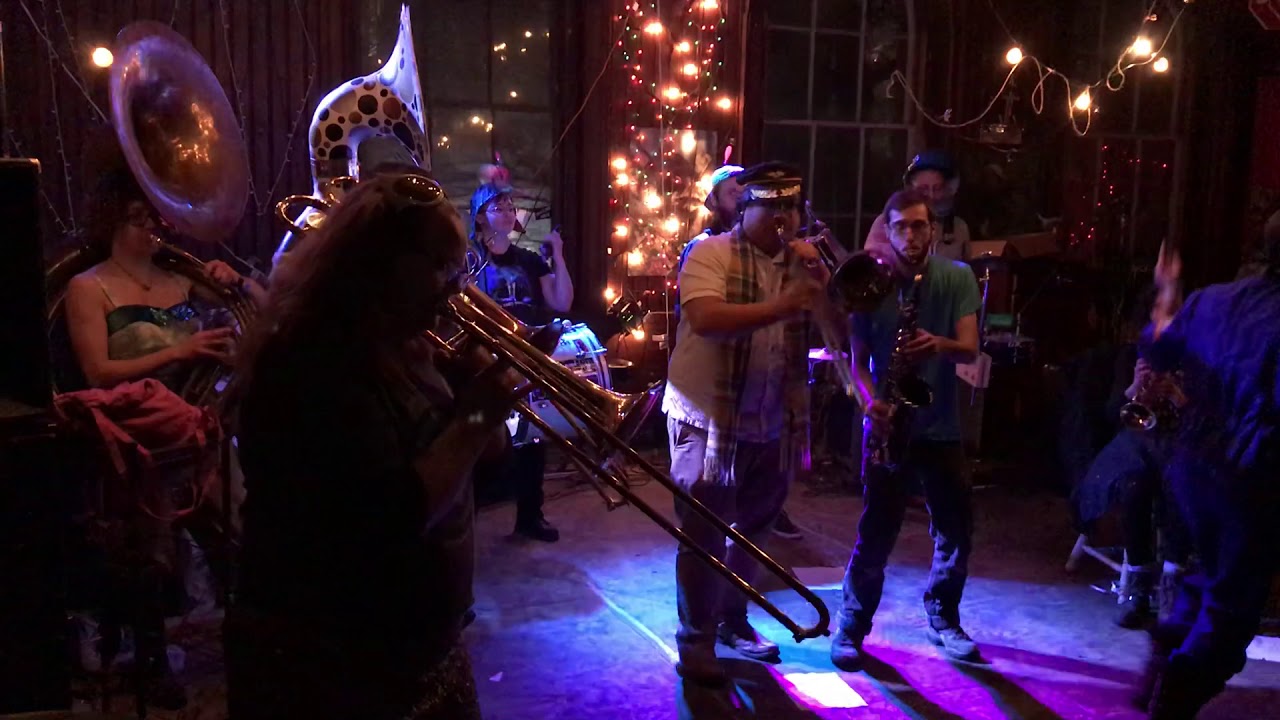 Groove Is In The Heart - Fly By Brass Band - 1/25/20