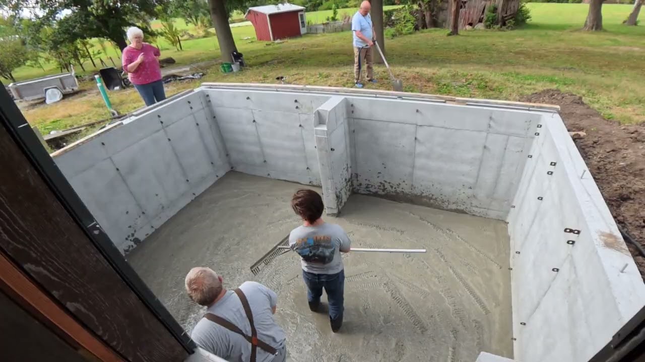 Addition concrete pour timelapse