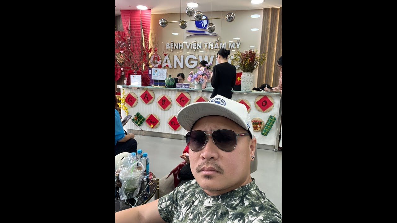 Sơn Xàm_Xóm Nhiều Chuyện đang phát trực tiếp!