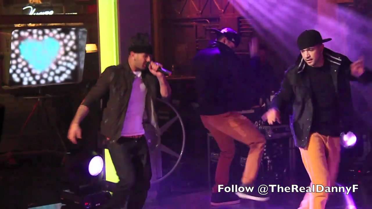 Danny Fernandes performing 