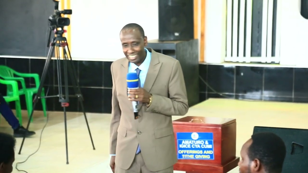 GUKORA IMIRIMO Y'UWADUTUMYE HAKIRI KARE TWESE BIRA DUKWIYE BY REV MUDAHERANWA FIDELE