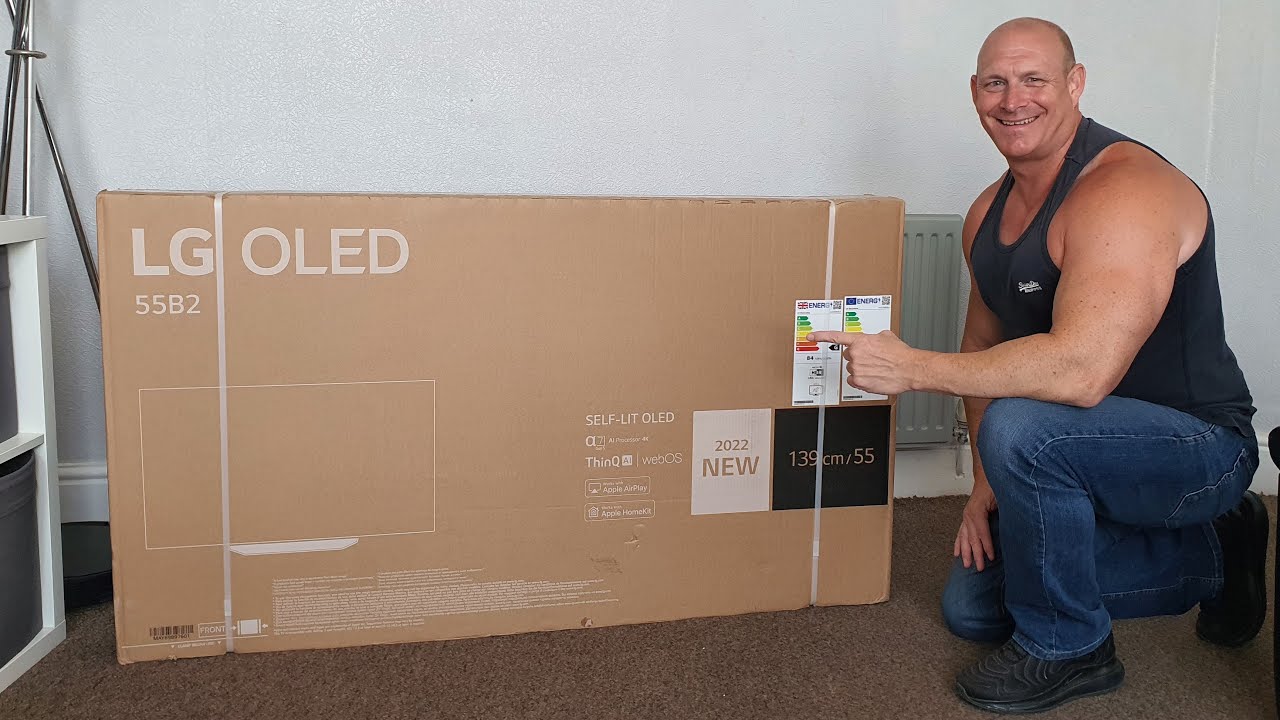 2022 LG B2 OLED Unboxing, wall mounting & Demo