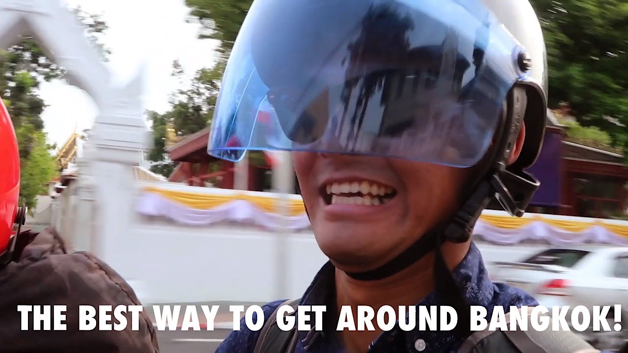 Bangkok 🇹🇭 : Temple Hopping Using Scooter Taxi's (Grab Bike)!