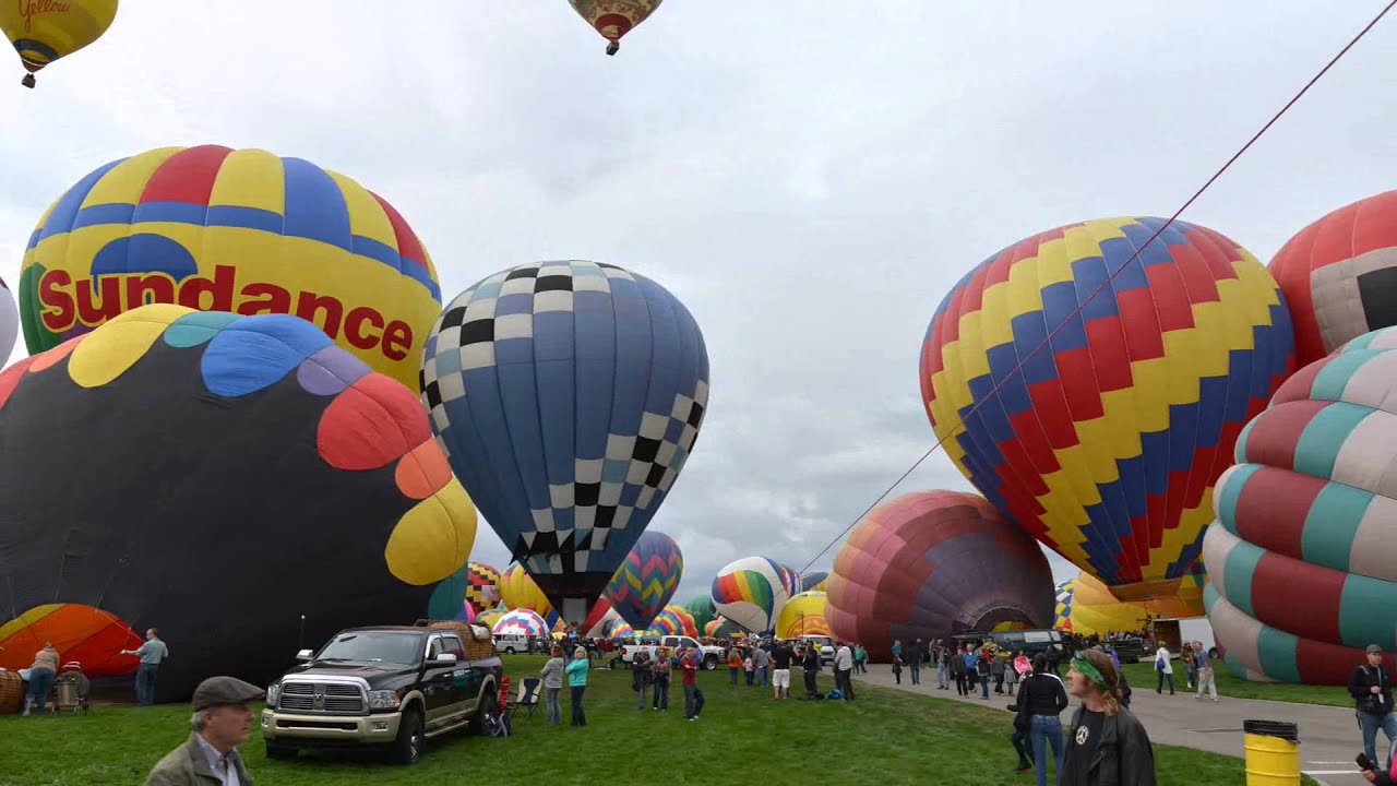 Time lapse video of Balloon Fiesta in Albuquerque, New Mexico
