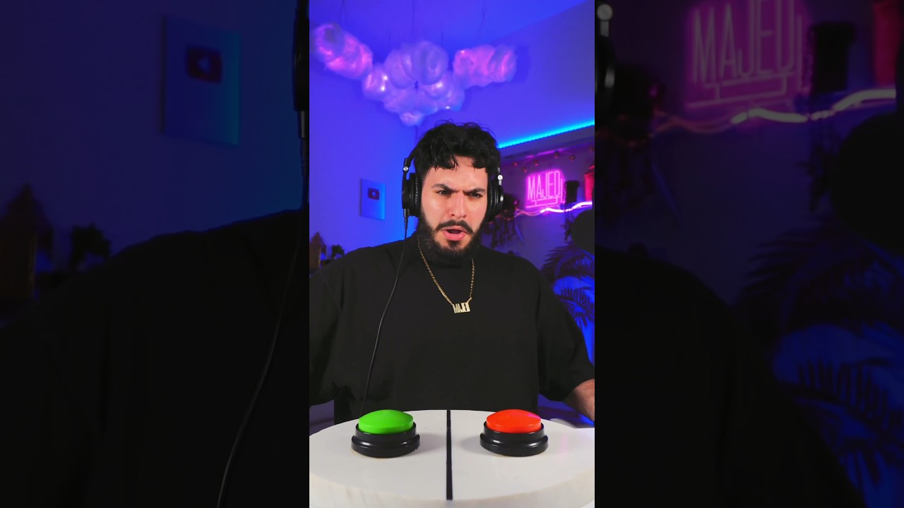 Majed reacts and rates Stray Kids - LALALALA