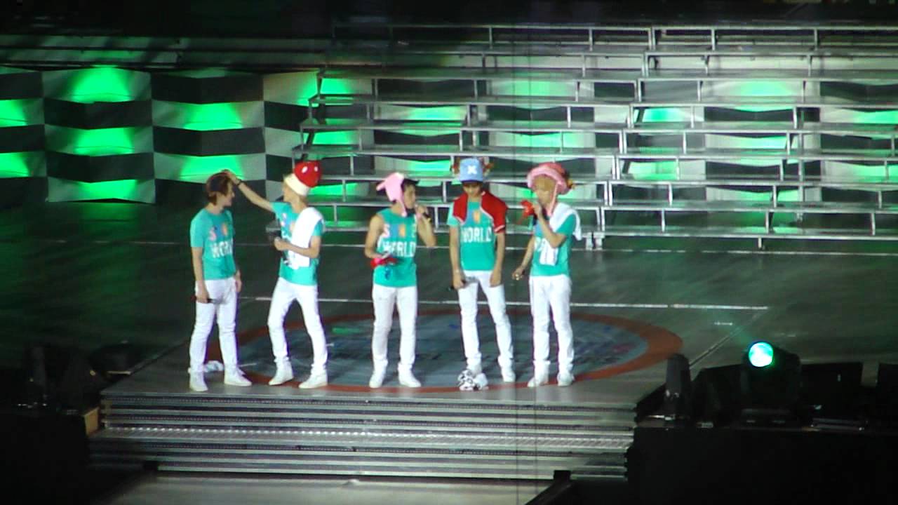 110910 SHINee World Concert SG - One + Birthday Song for Key + Ending (29/29)