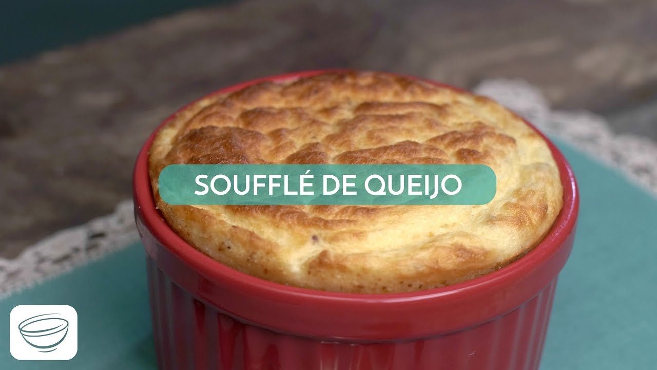 Suflê de queijo | Receitas em 1 min | Na Cozinha da Helô