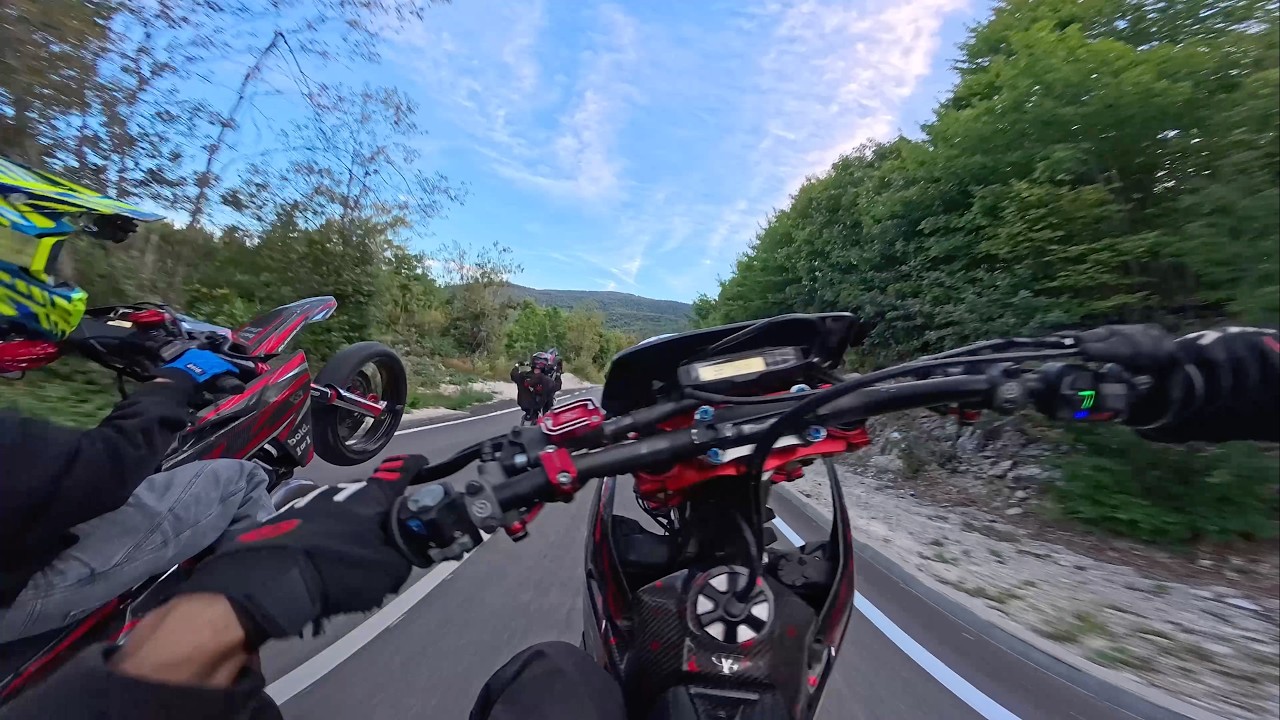 SUPERMOTO BOSNIEN MIT DEN JUNGS
