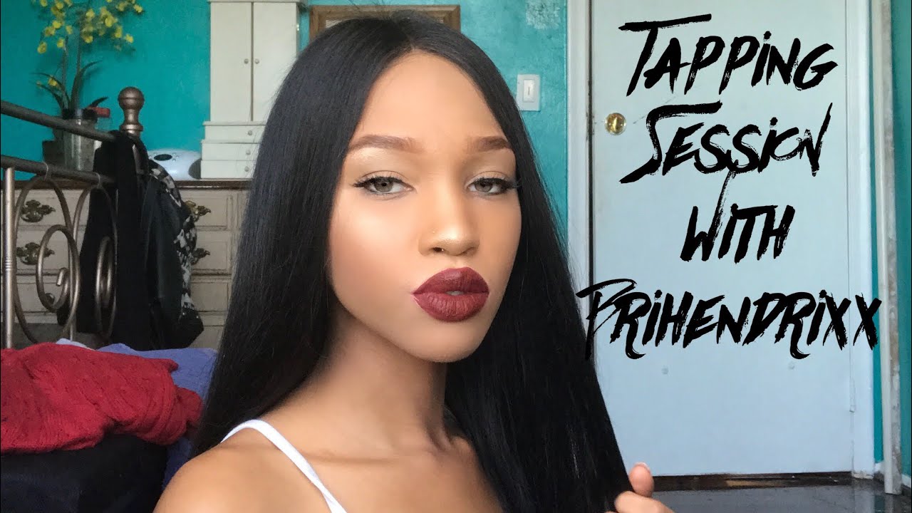 ASMR Makeup Tapping & Tingles | 20 minutes of NO TALKING (Listen with Headphones 🎧)