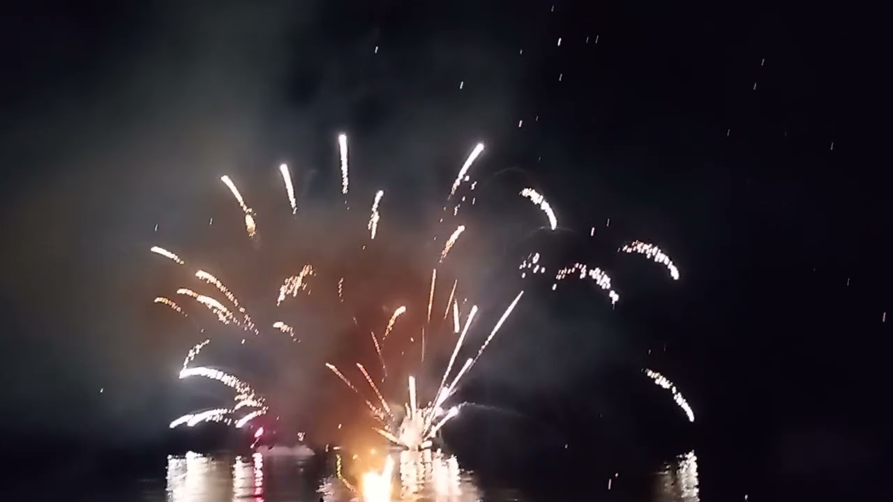 Alì terme marina-san rocco spettacolo notturno ditta Arigo' 