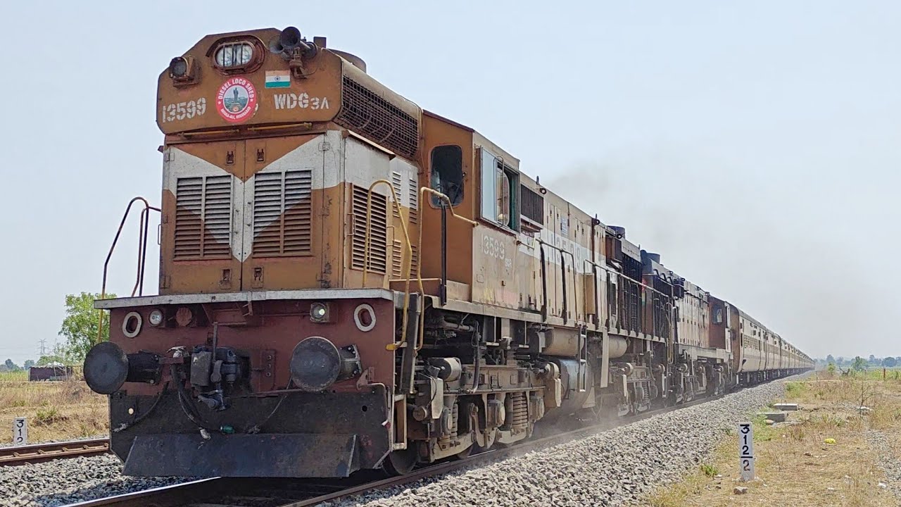 Tapovan Express with ALCO Diesel Locomotive at Full Speed | Train Videos Indian Railways 