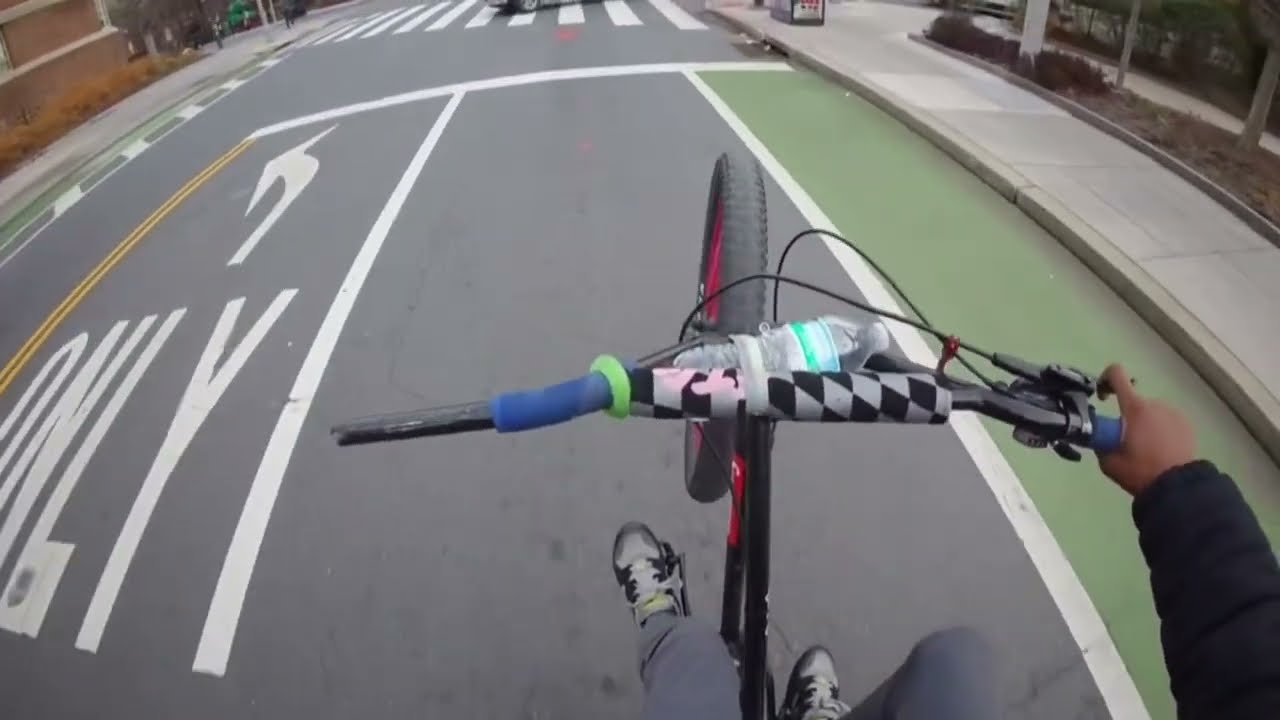 wheeling around the city of of Philadelphia ( car accident almost happened 😱 )