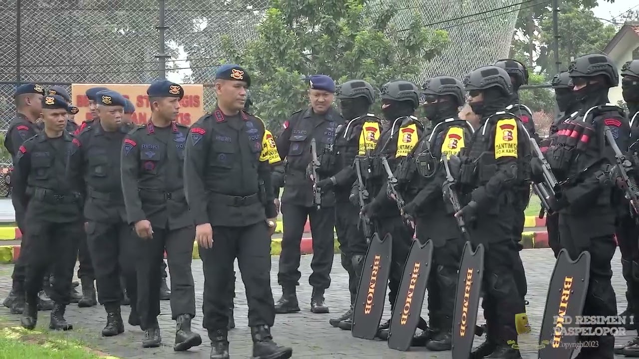 Apel Kesiapsiagaan Pasukan Satgas P.O.H Kapolri & Satgas Aman Nusa I Resimen I Pasukan Pelopor