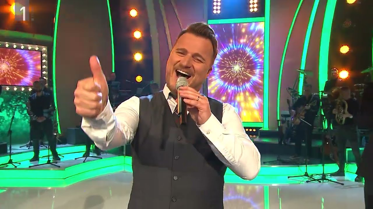 Matjaž Robavs in Ansambel Opoj - Vračam se v Slovenijo (V petek zvečer)