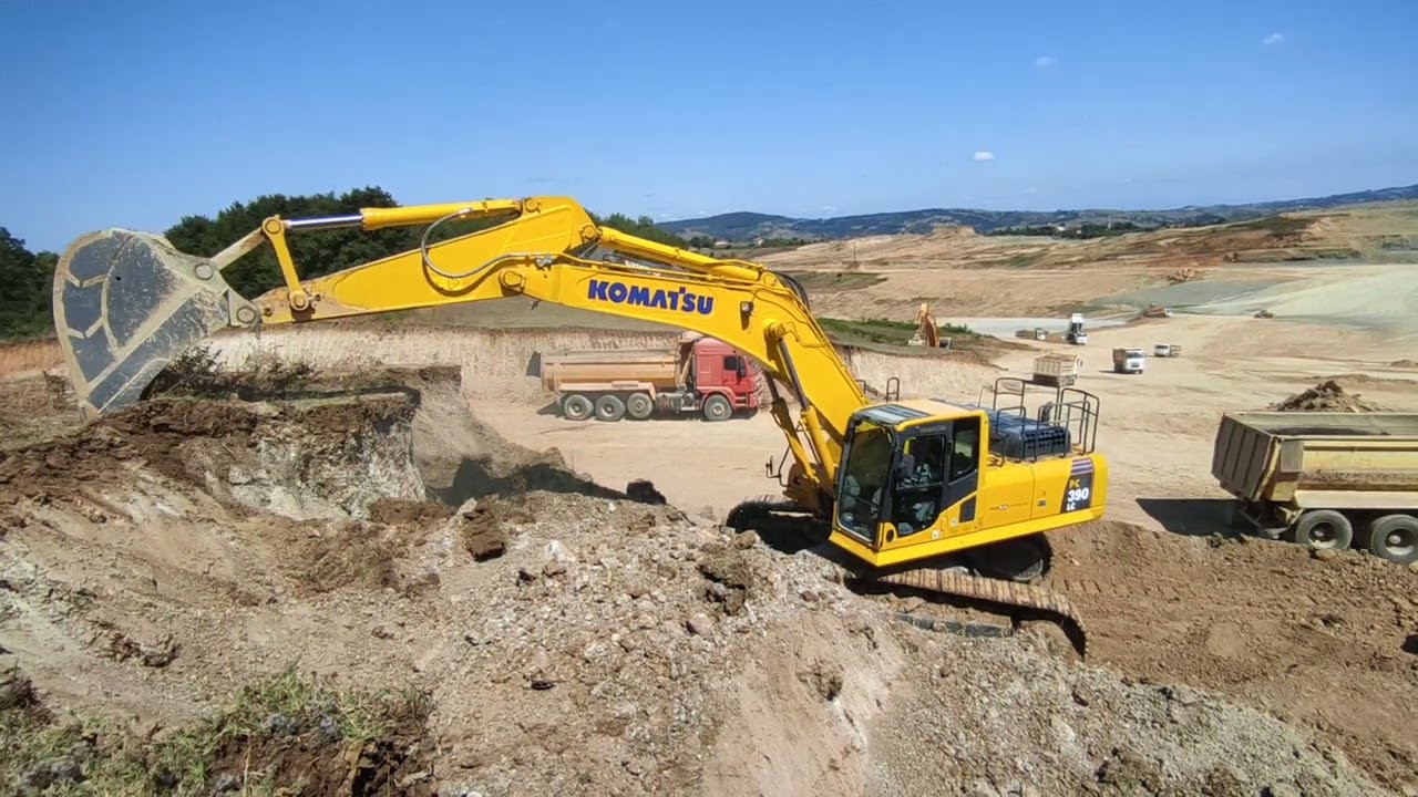 Komatsu PC 390
