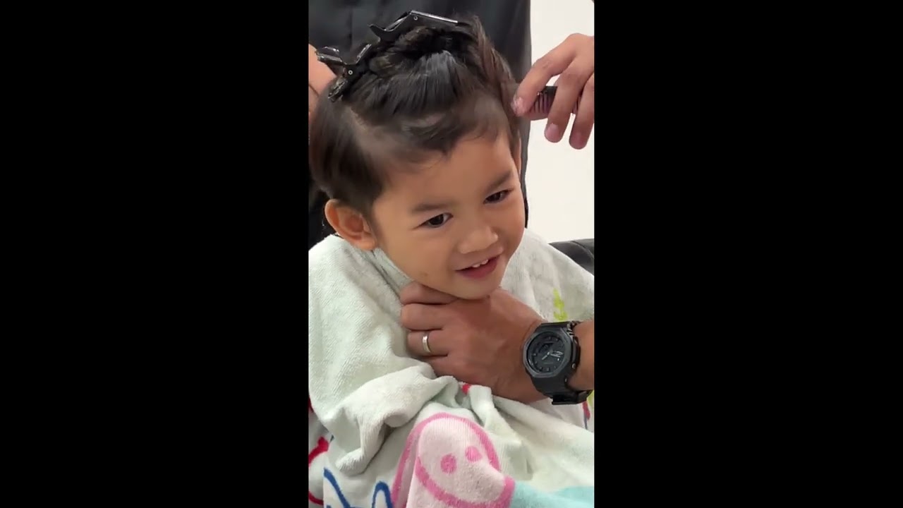 MALIK TRAZE'S FIRST SUCCESSFUL HAIRCUT AT 3 - TUG TAGBILARAN
