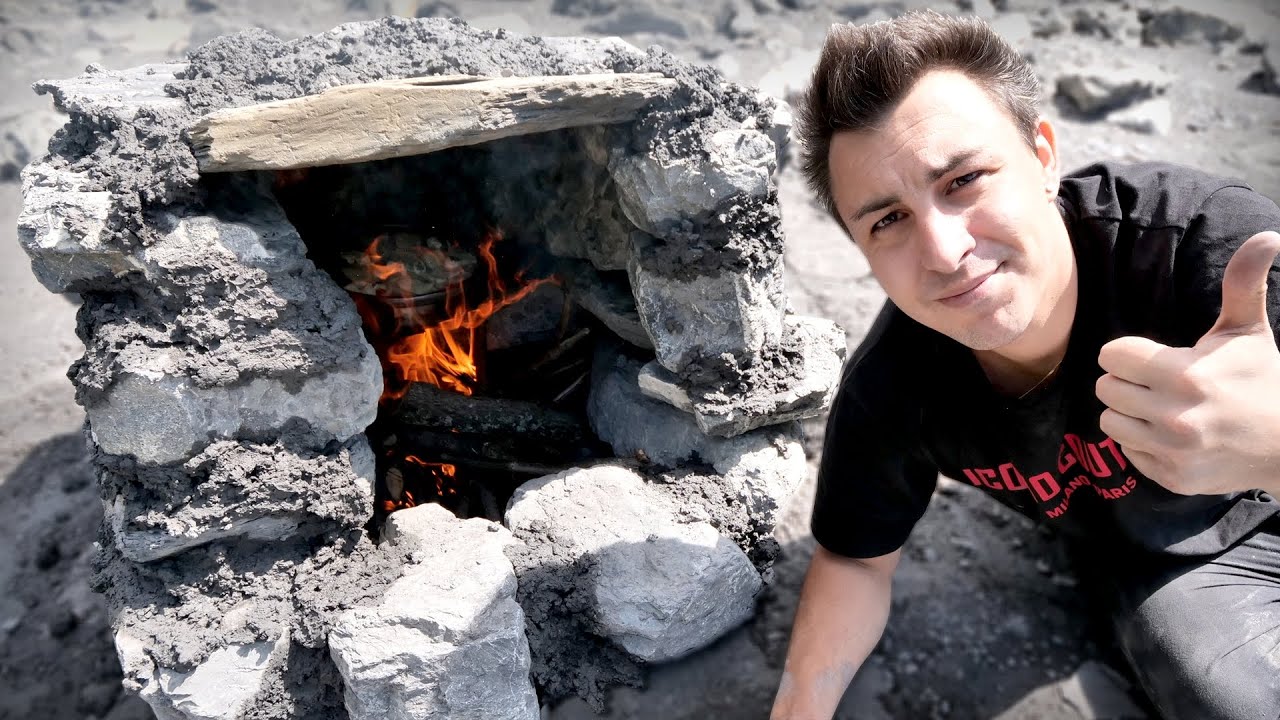 Je construis un FOUR DE SURVIE XXL dans la nature ! (barbecue)