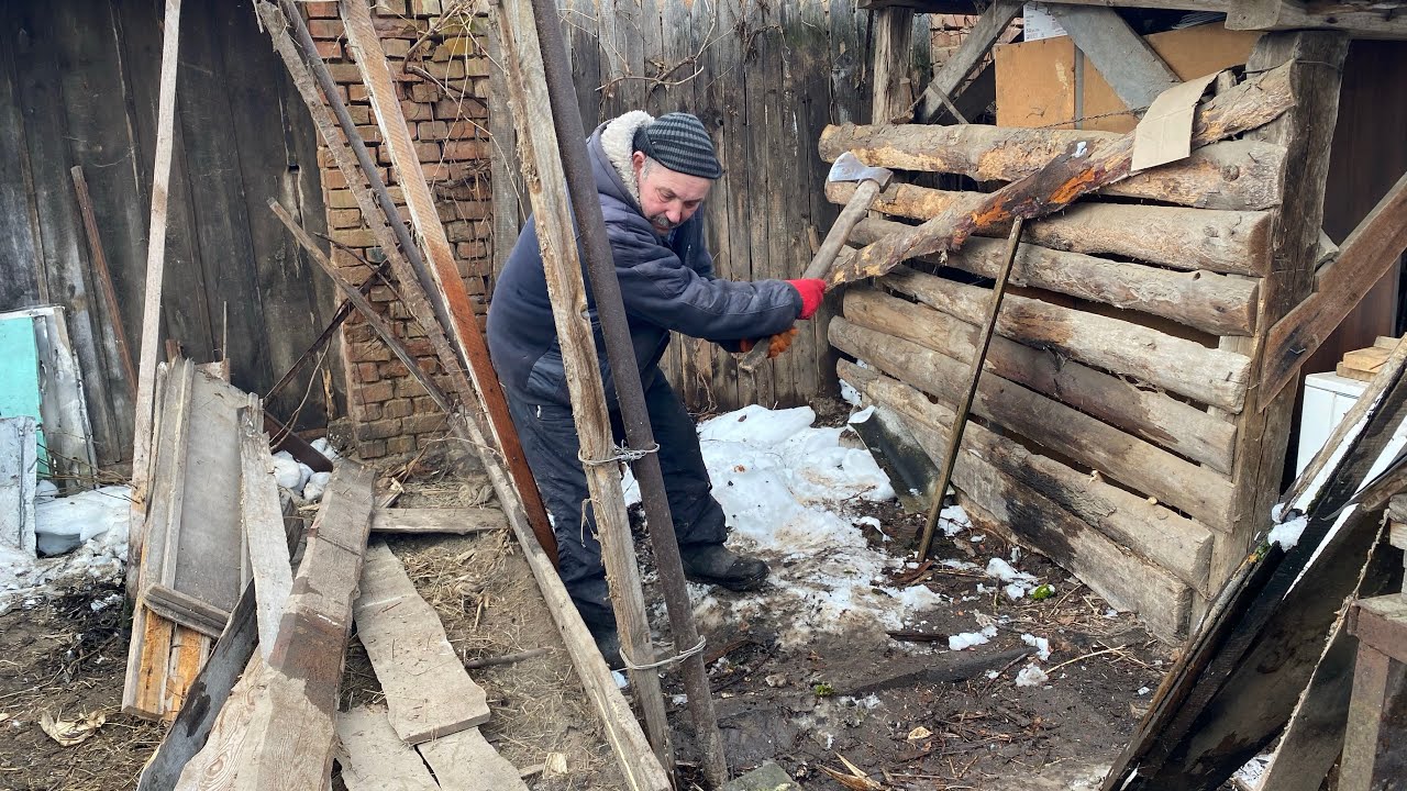 Починаю розбирати старий піднавіс для дров // ЛАМАТИ ЛЕГШЕ НІЖ БУДУВАТИ... 