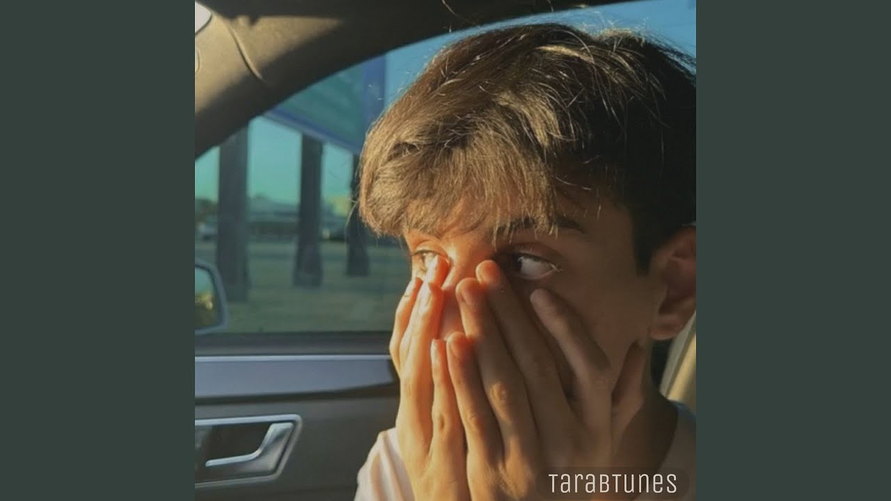 عراقي (عراقي صمخه كل يوم افكر بيك)