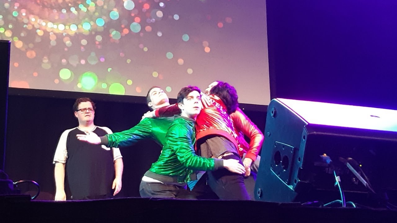 Dance Battle Ethan & Tyler vs Mark Markiplier You're Welcome Tour Perth 12/11/2018