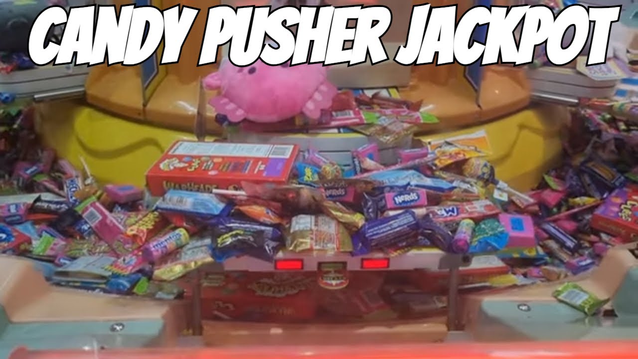 Это безумие! Сплошные КОНФЕТЫ! Большой автомат Sweetland Claw/Candy Pusher Claw в игровом зале!