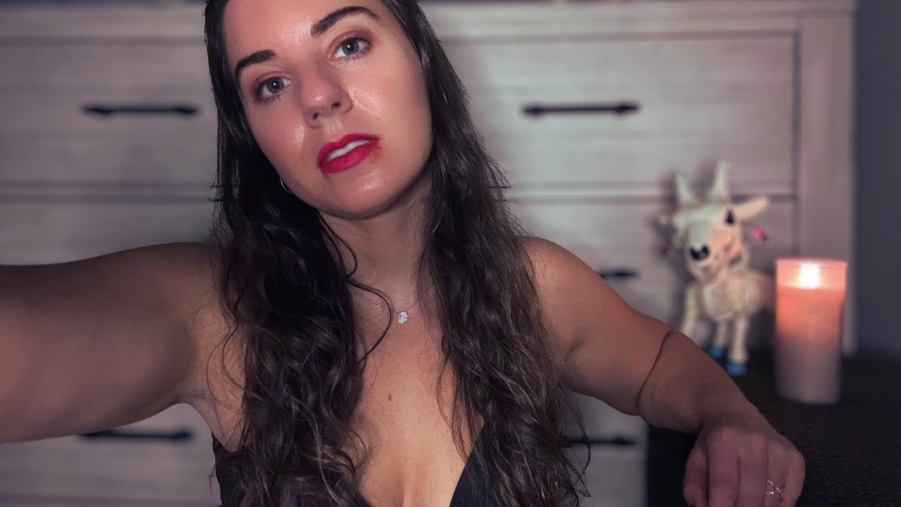 Ведьма похищает тебя ради своего любовного зелья 🧙🏼‍♀️ || Хэллоуин ASMR 🎃💀