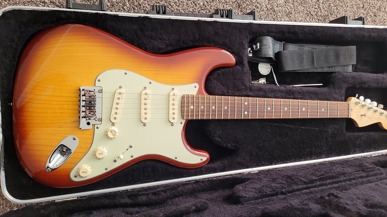 2012 American Deluxe Stratocaster