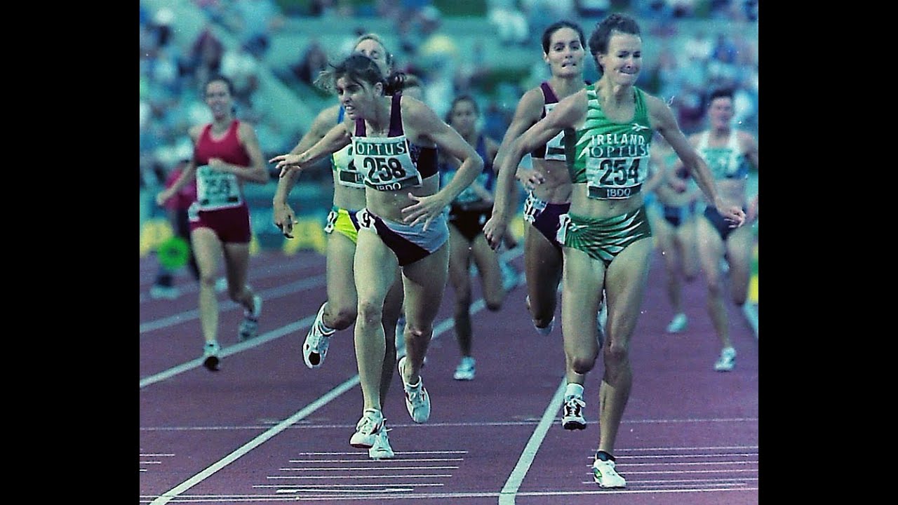 Sonia O'Sullivan wins the Women's 800m at the 1997 Sydney Grand Prix