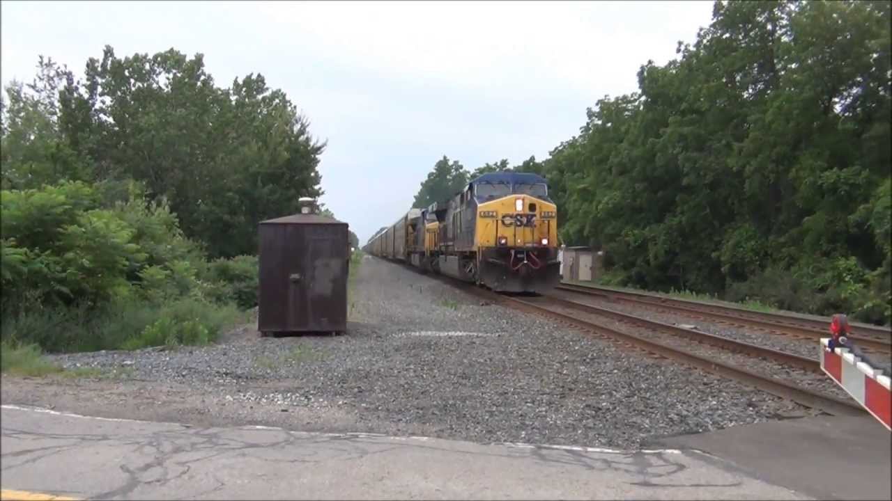 2 AC60's  Fast CSX Autorack Train Speeds By