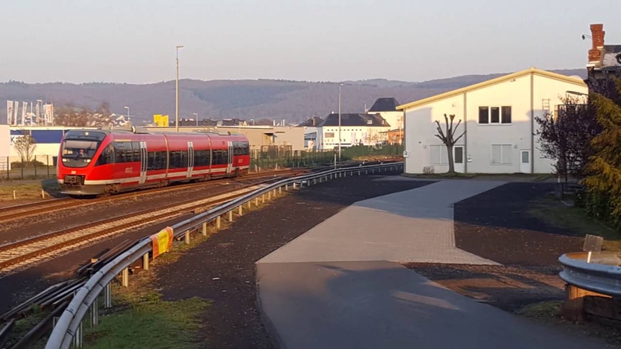 Z&uuml;ge im Bahnhof Mayen Ost - Mit dem VT643 durch Mayen