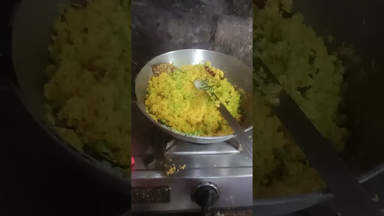 সরস্বতী পূজাতে দিদার রেসিপি ভুনী খিচুড়ি রান্না দেখুন।