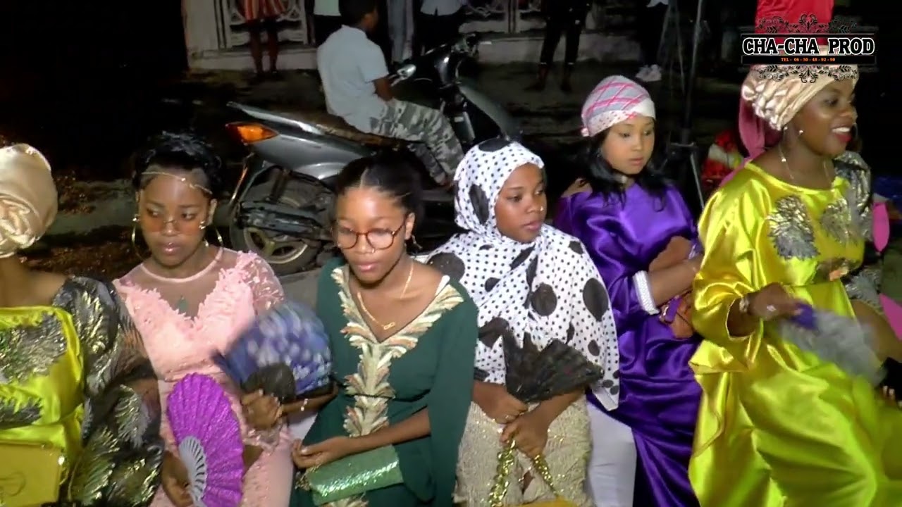oukoumbi de fatouma et tadjidine madjeoueni 2022