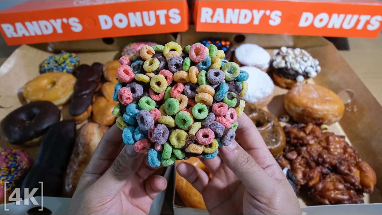 I Tried All Flavors Of Randy's Donuts Philippines! The First Branch in the Country | BGC, Taguig