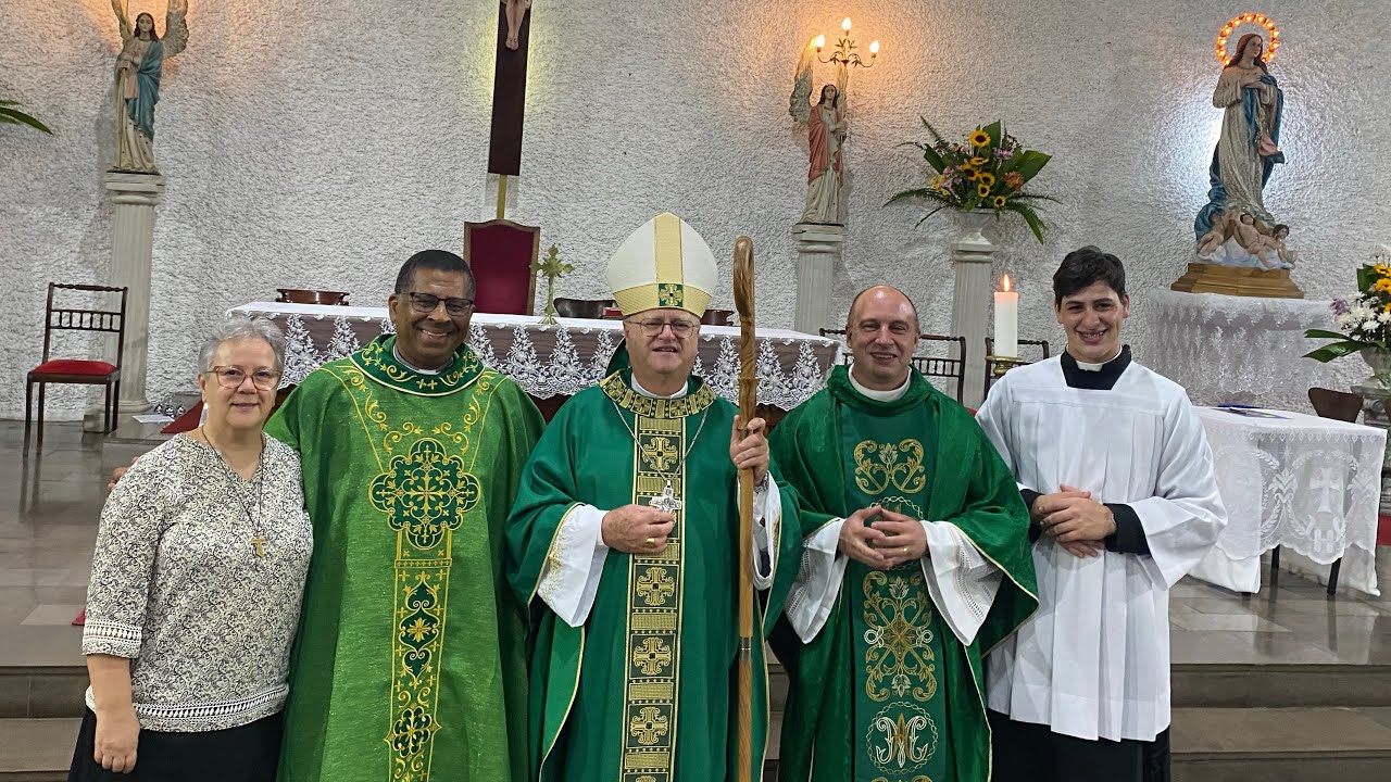 Missa de posse do padre Patrick como pároco da Paróquia Nossa Senhora da Glória