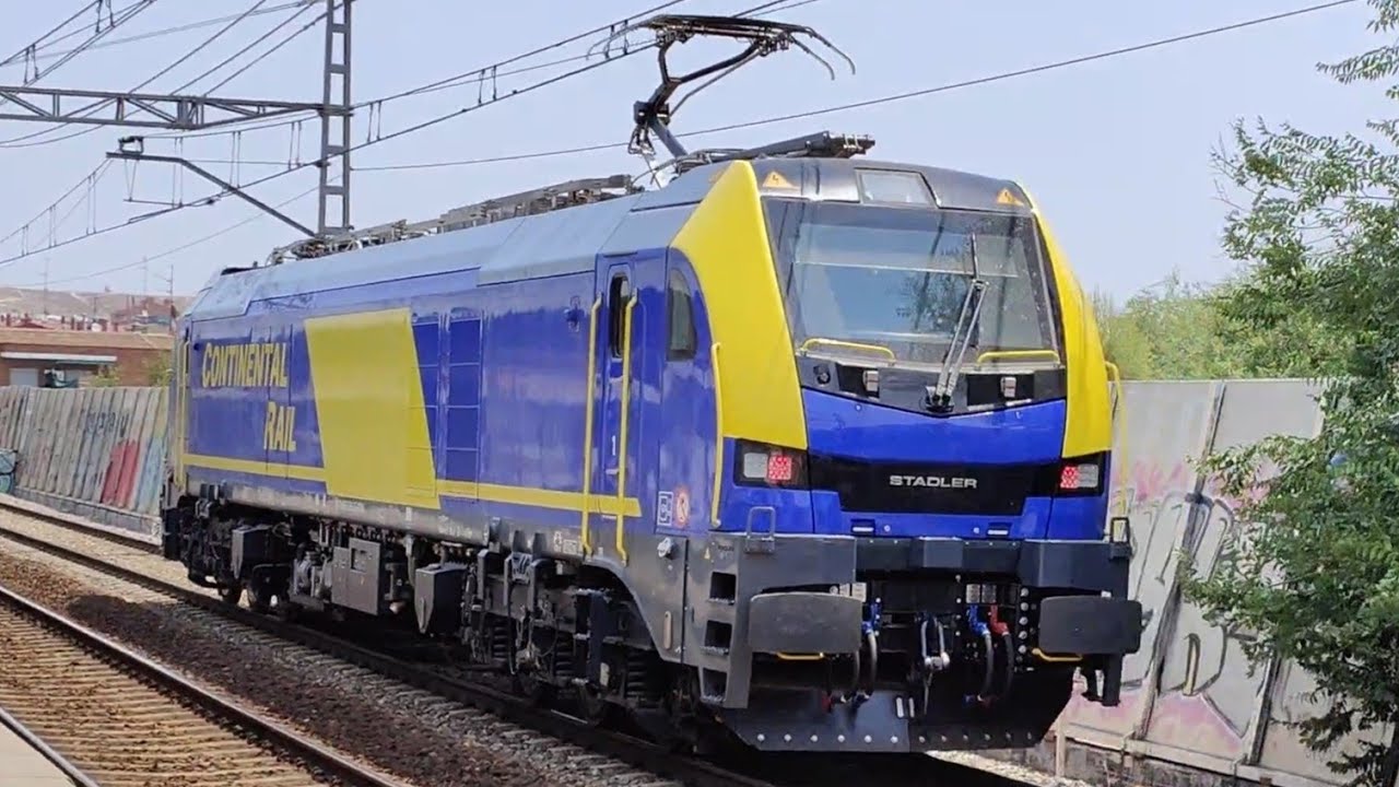 Trenes España - Ferrocarril Español : locomotora 256 Euro6000 Stadler , mercancías y viajeros RENFE