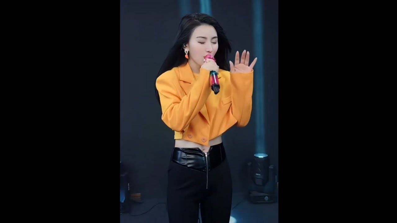 张鑫雨 -《想你的时候问月亮》