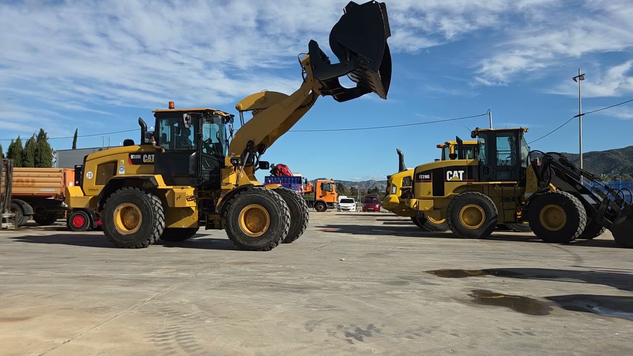 CATERPILLAR 938 M