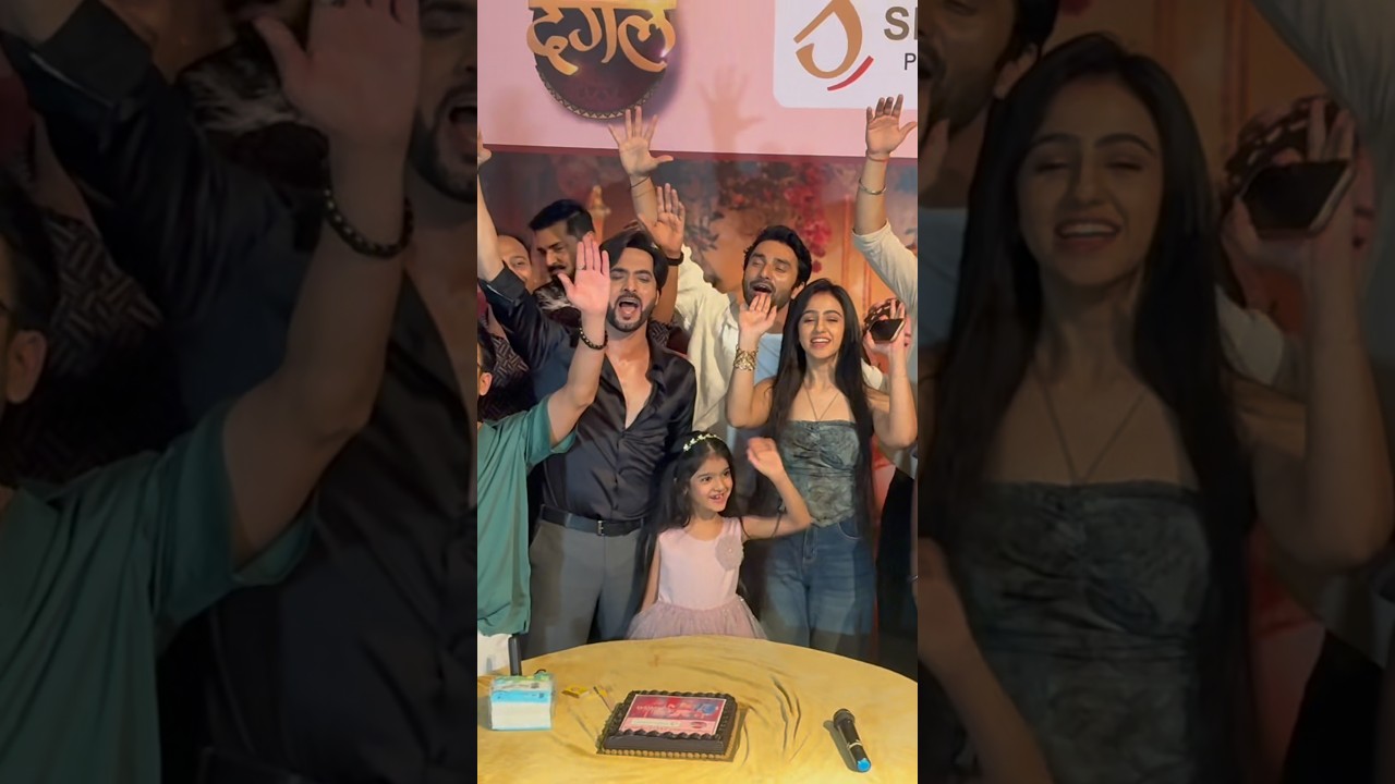 Pati brahmachari 300 episode celebration #behindthescenes #youtuber #ashishdixit #praptishukla