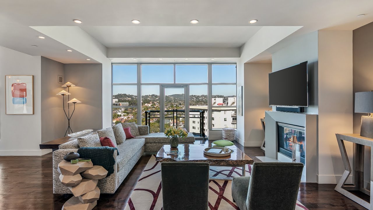 Unparalleled luxury at the Carlyle Residences | 10776 Wilshire Blvd #1403