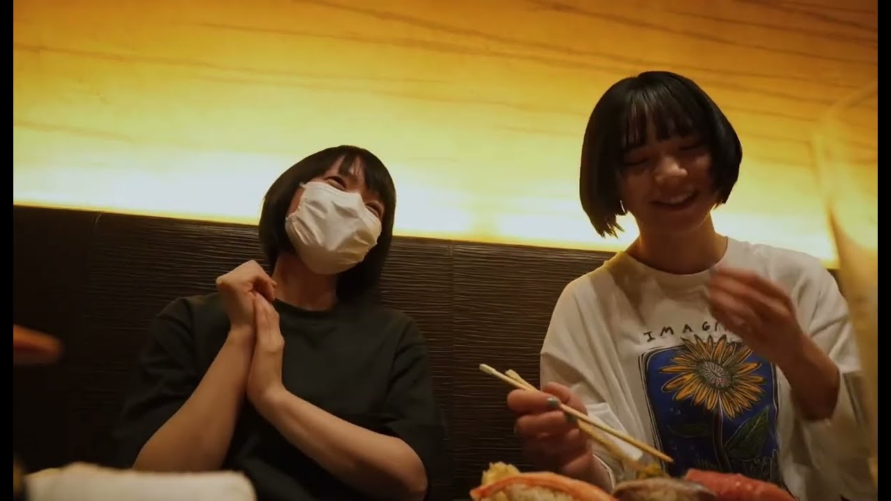 お酒が入るとひさ子さん口説きに拍車がかかるアユニちゃん