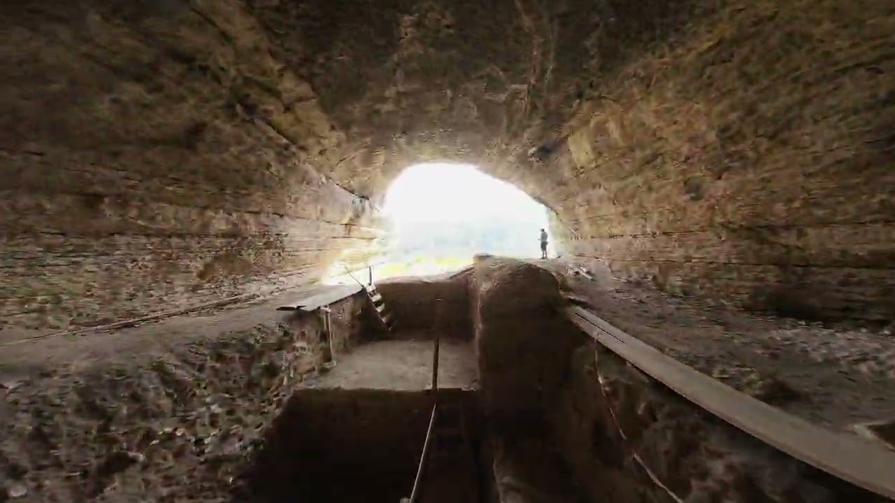 Пещера Козарника - Kozarnika cave