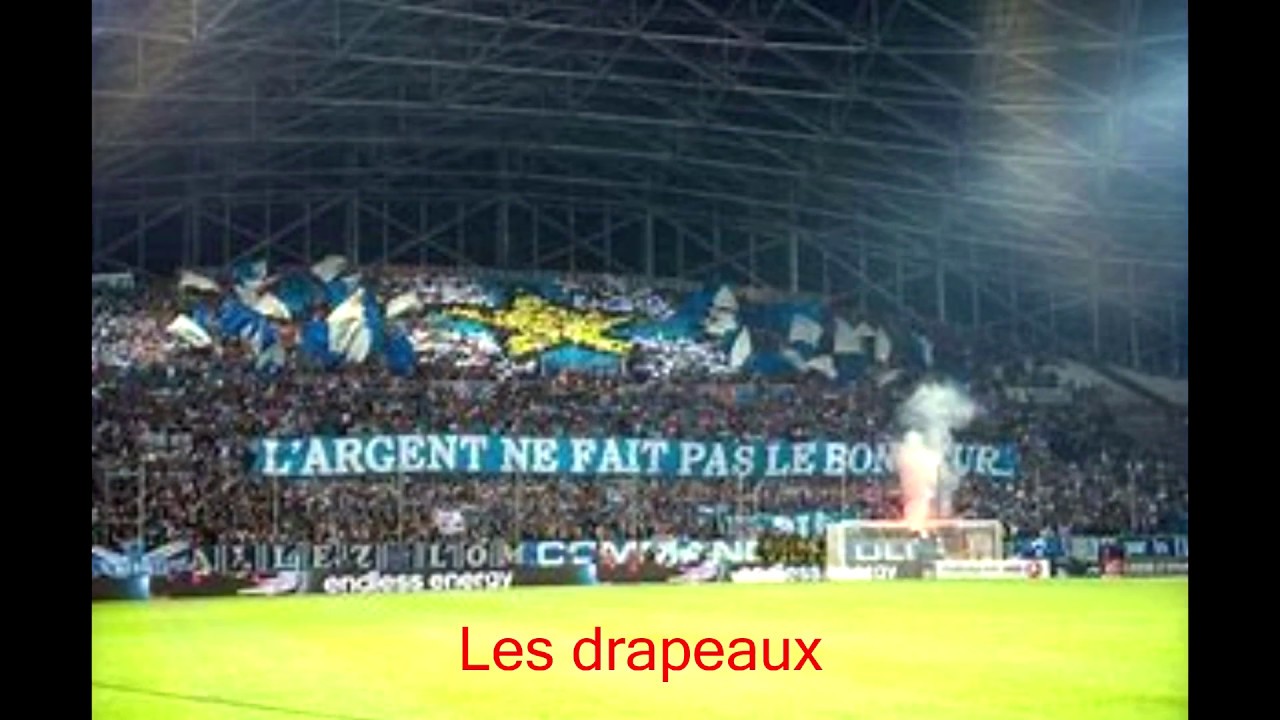 hissez haut les drapeaux