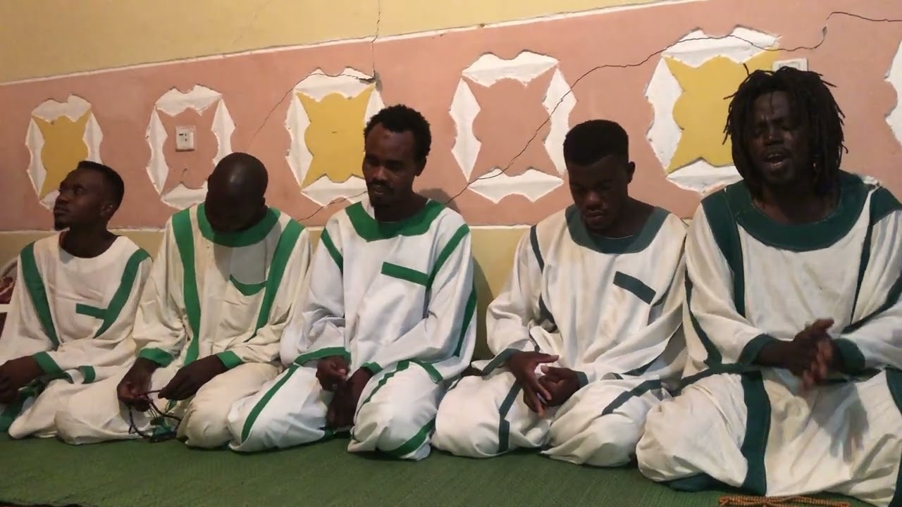 بطرا الوالو السرى يا عم  عمرت الديوان الفي حيرا
