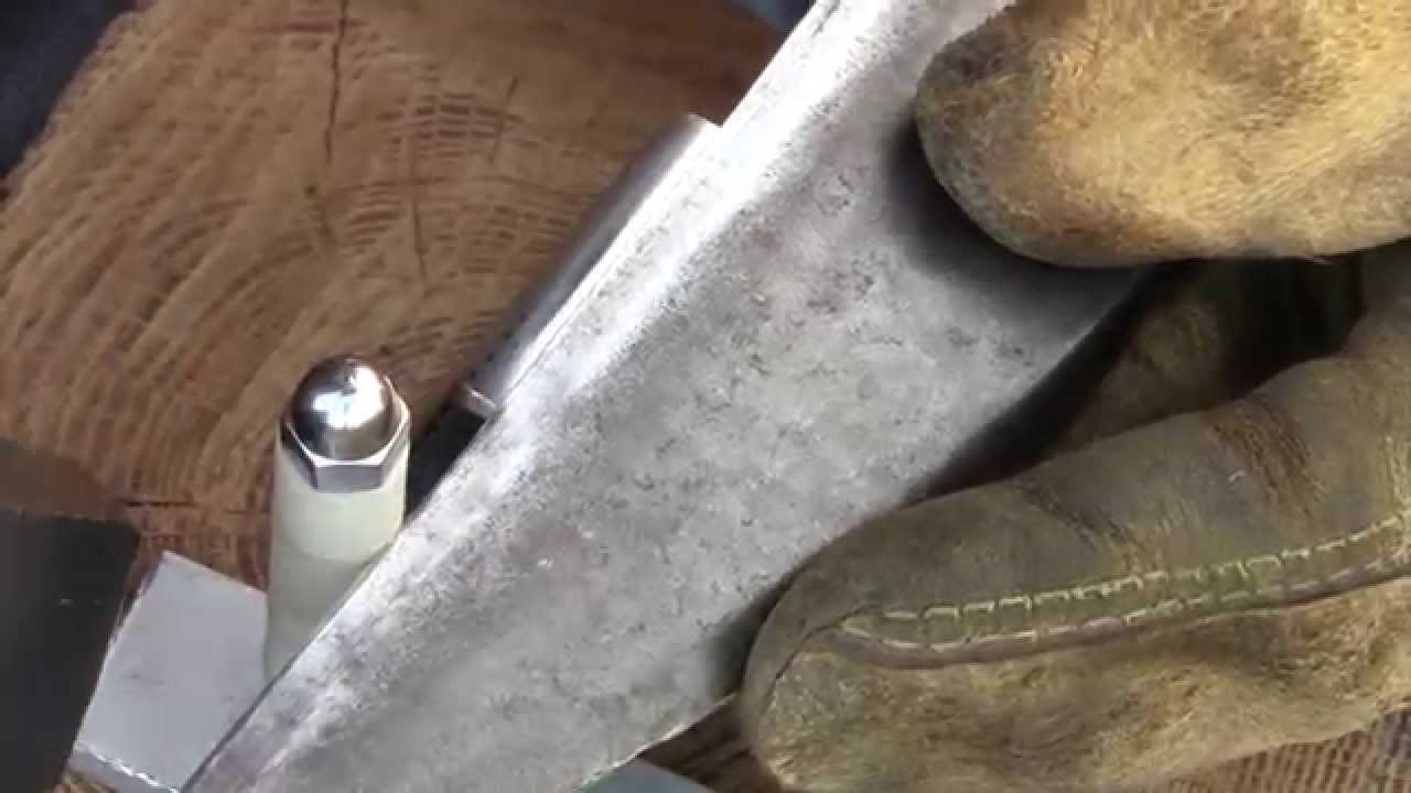 Drawing Hammer Strike on  a Narrow Scythe Anvil with the 1SR Roll-Guide