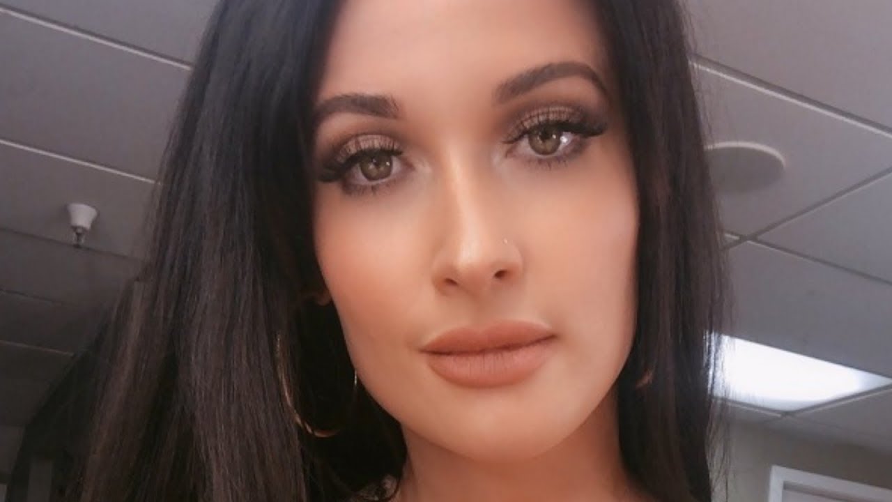 The Untold Truth Of Country Star Kacey Musgraves