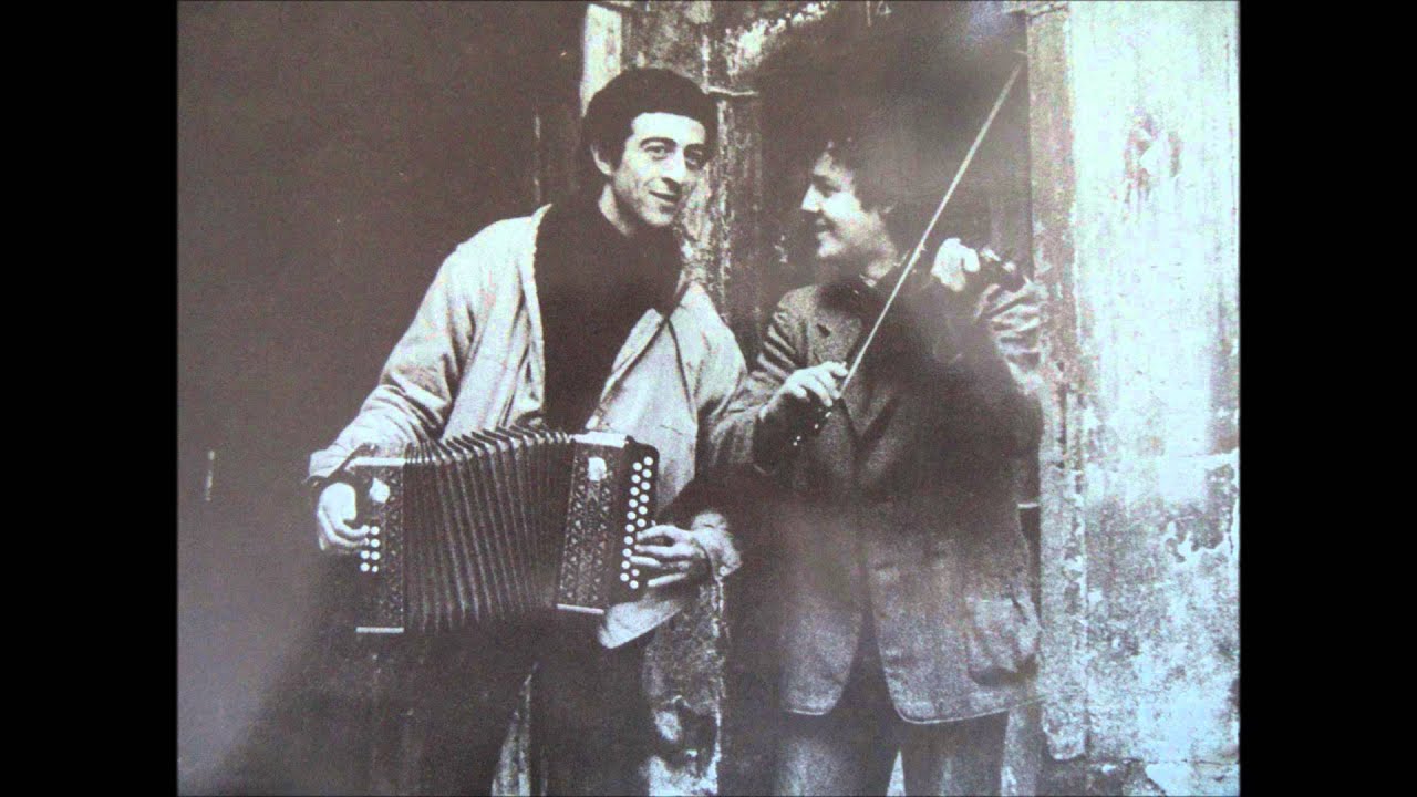 Pierre Gleitman & Volker Biesenbender - Di Grine Kusine (Yiddish Song)