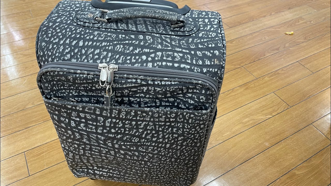 キャリーバッグ