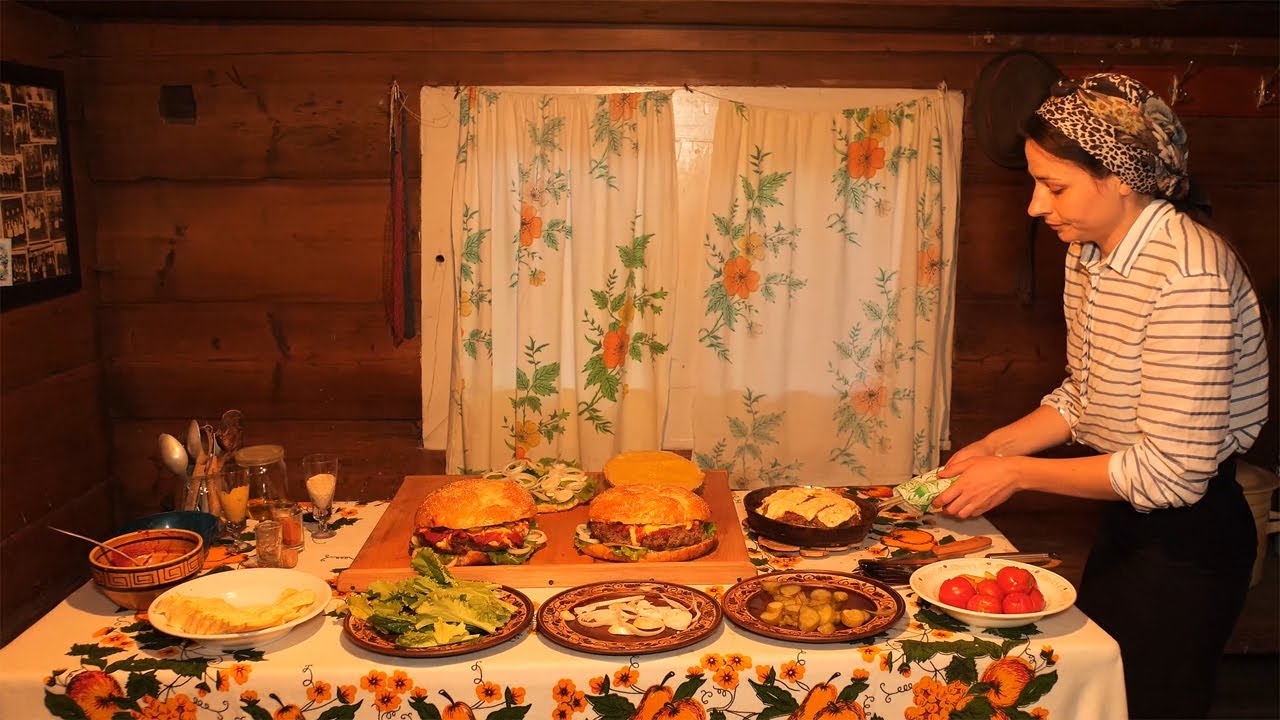 LIFE in the mountains of Ukraine: cooking dinner!!