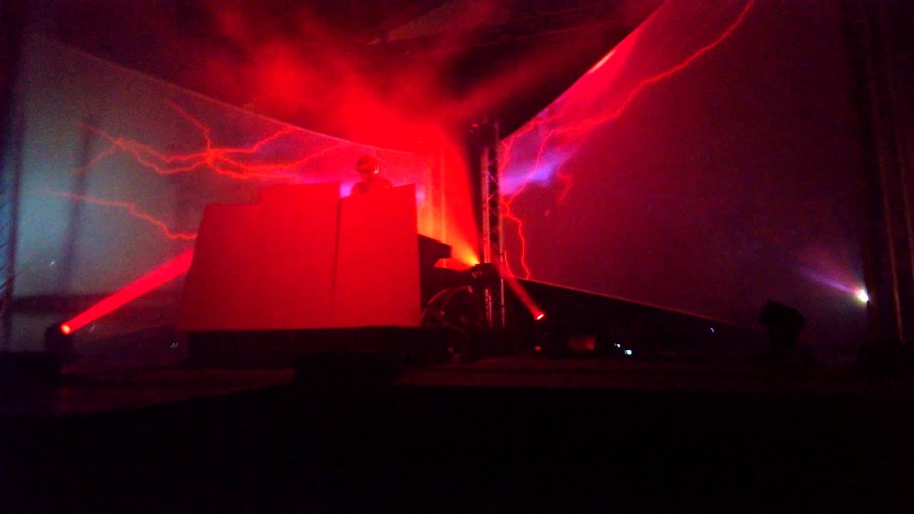 Marsatac 28/09/13 - Kavinsky (Outrun live) 